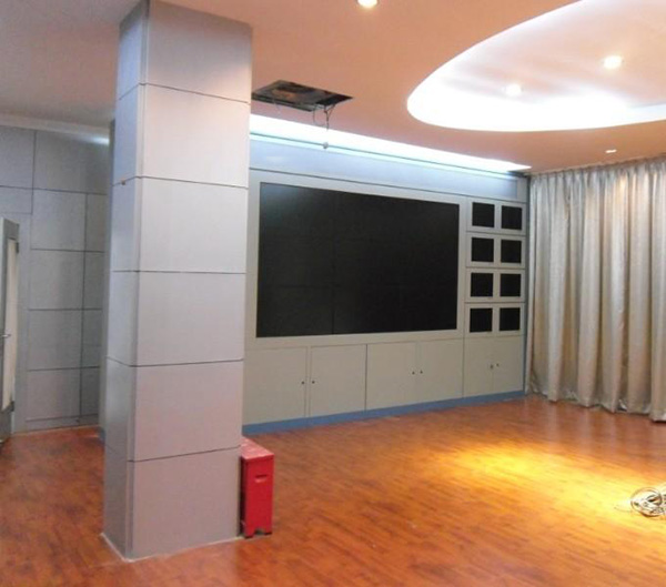 河南省周口市某电力公司监视室