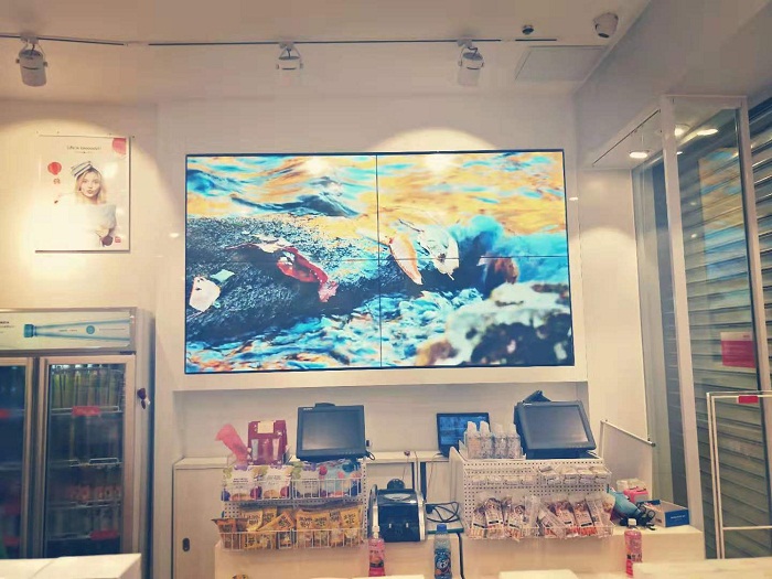 成都名创优品拼接屏项目