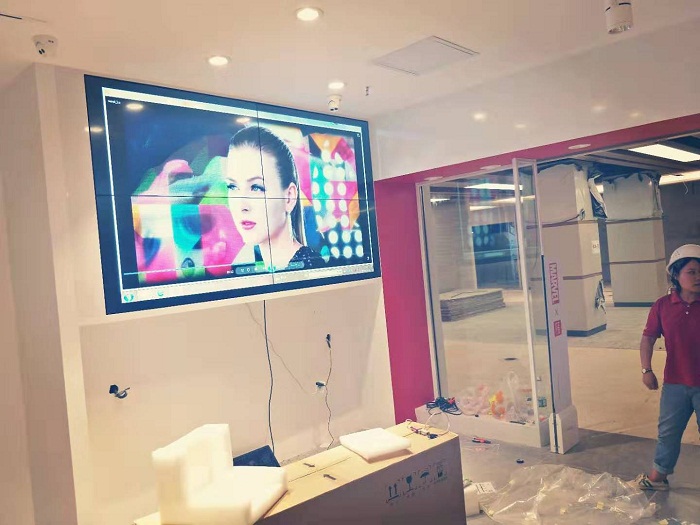 成都名创优品拼接屏项目